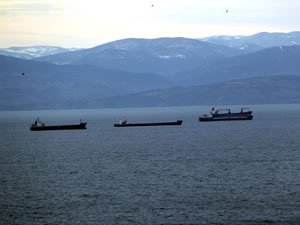 Sinop'ta fırtına deniz ulaşımını ve balıkçılığı olumsuz etkiliyor