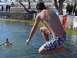 2020 Bünyan Kış Yüzme Şenliği 26 Ocak’ta yapılacak