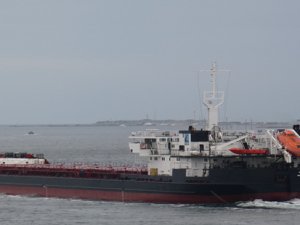 Rusya’dan Türkiye’ye buğday taşıyan gemi karaya oturdu