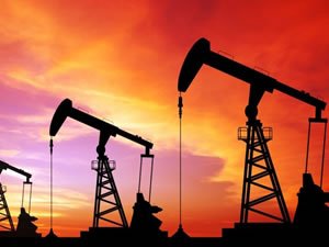 Düşük fiyatlar petrol üreticilerini üretimi daha da kısmaya zorluyor