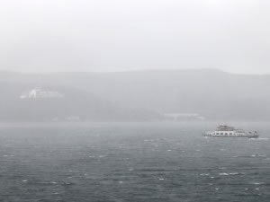 Çanakkale Boğazı fırtına nedeniyle transit gemi geçişlerine kapatıldı