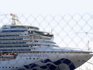 Japonya’daki karantina gemisinden tahliyeler sürüyor