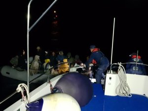Ölüm yolculuğunu Sahil Güvenlik ekipleri önledi
