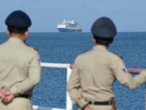 Kuveyt koronavirüs nedeniyle İran'dan gelen gemilerin girişini engelledi