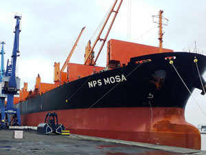 İtalya'dan yola çıktı, Hopaport'a demir attı