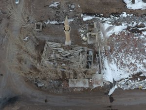 Baraj suları çekilince eski köyler ortaya çıktı