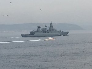 NATO'ya bağlı Alman savaş gemisi boğaz sularında
