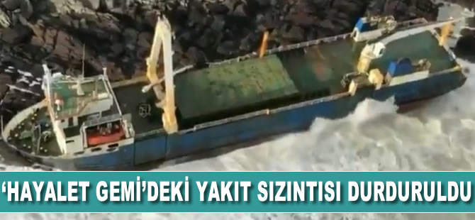 'Hayalet Gemi'deki yakıt sızıntısı durduruldu
