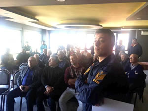 Burhaniye’de balıkçılara suni resif uygulaması anlatıldı