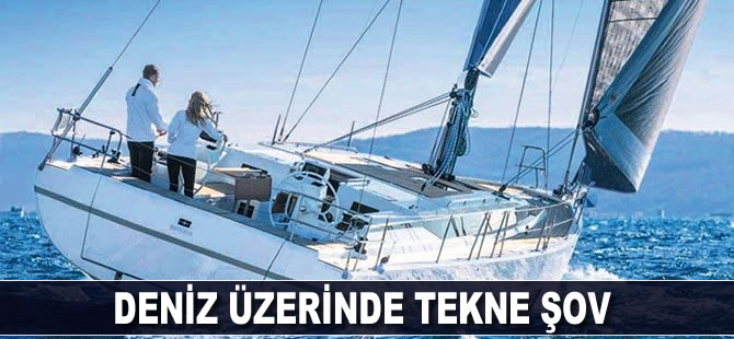 Deniz üzerinde tekne şov