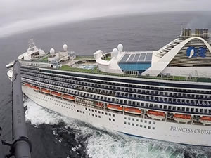 Koronavirüs çıkan gemiye 1 milyon dolar tazminat davası