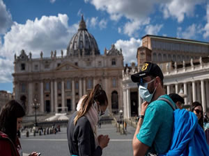 İtalya'dan flaş coronavirüs kararı