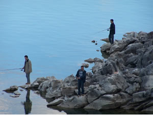 Beyşehir Gölü'nde olta avcılığına yasak geldi