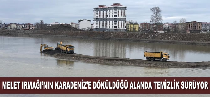 Melet Irmağı’nın Karadeniz’e döküldüğü alanda temizlik sürüyor