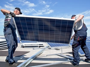 Koronavirüs ABD’de güneş sektörü istihdamını yarıya indirebilir