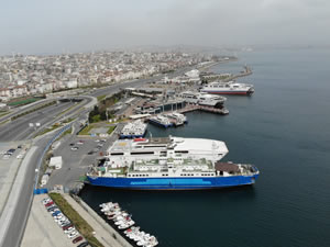 Yenikapı İskelesinde korona virüs sessizliği