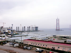 1915 Çanakkale Köprüsü hızla yükseliyor