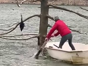 12 gün sonra evden çıktı, hayat kurtardı