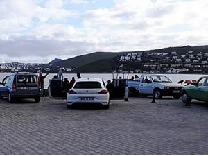 Bodrum'da sahilde toplananlara para cezası kesildi