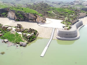 Koronavirüs salgınının bitmesiyle Hasankeyf'te tekne turları başlayacak