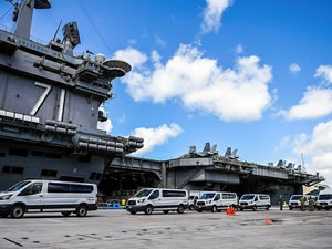 ABD’nin "USS Theodore Roosevelt" uçak gemisinde görevli bir asker virüs nedeniyle hayatını kaybetti