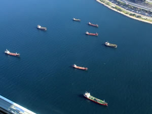 Kirliliğe neden olan gemilere deniz uçağıyla denetim