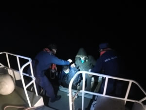 Yunan Sahil Güvenlik tarafından geri itilen Pakistanlılar kurtarıldı