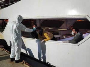 Seyahat izni almadan tekneyle denize açılan 4 kişiye, 12 bin 600 lira ceza