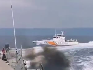 Türk Sahil Güvenlik Botu, Yunan botunu kovaladı