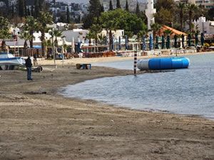 Bodrum'da sahil ve sokaklar boş kaldı