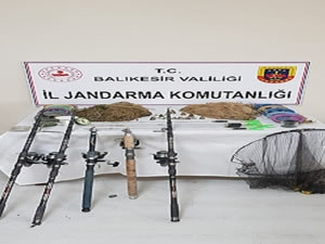 Çaygören çayında kaçak balık yakalayanlara para cezası verildi