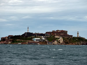 Demokrasi ve Özgürlükler Adası ilk kez görüntülendi