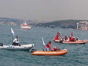 İstanbul Boğazı’ndaki fetih çoşkusu havadan görüntülendi