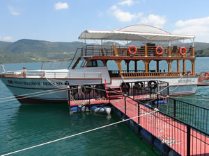 Kozan Barajı'nda tekne keyfi başlıyor