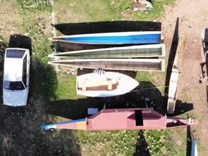 Denizi olmayan ilde ekmeğini tekneden kazanıyor