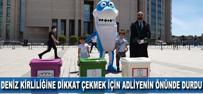 Deniz kirliliğine dikkat çekmek isteyen 'balık'tan temsili suç duyurusu