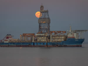 Kanuni sondaj gemisinin Taşucu’ndaki bekleyişi sürüyor