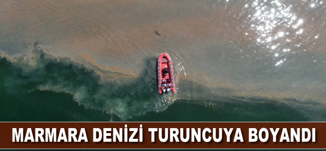 Marmara Denizi turuncuya boyandı