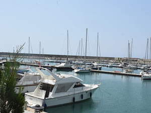 İzole yaşamı tercih edenler yat turizmine yöneldi