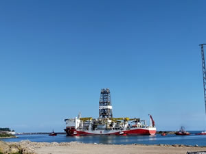 Fatih Sondaj Gemisi Trabzon Limanı'ndan ayrıldı