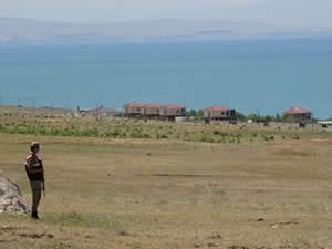 Van Gölü'nde göçmenleri taşıyan teknenin battığı iddiası