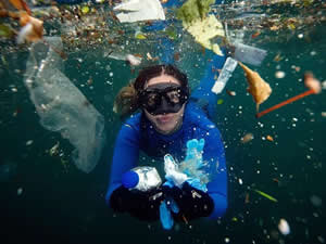 Sudaki yaşam artık ona emanet