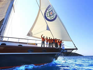 Osman Gürün, Denizcilik ve Kabotaj Bayramı mesajı yayınladı