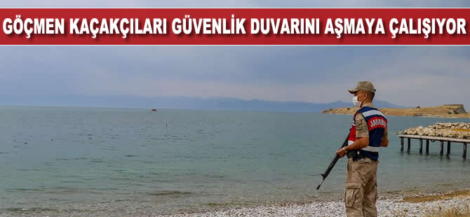 Göçmen kaçakçıları güvenlik koridorunu aşmak için Van Gölü'nü kullanıyor