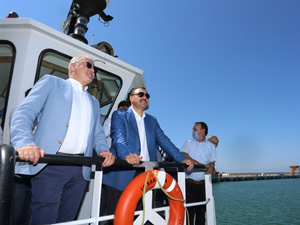 Sakarya Valisi Çetin Oktay Kaldırım, Karasu Limanı'nda incelemelerde bulundu