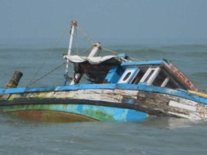 Nijerya'da yolcu taşıyan tekne aşırı yük nedeniyle battı: 9 ölü