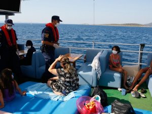 Ege Denizi'nde 537 teknede corona denetimi yapıldı