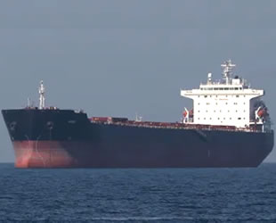 Pakistan, İran petrol gemisine el koydu