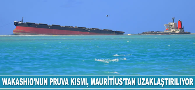 Wakashio’nun pruva kısmı, Mauritius'tan uzaklaştırılıyor