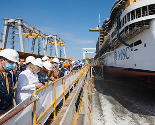 MSC Cruises'ın yeni amiral gemisi MSC Seashore denize indirildi